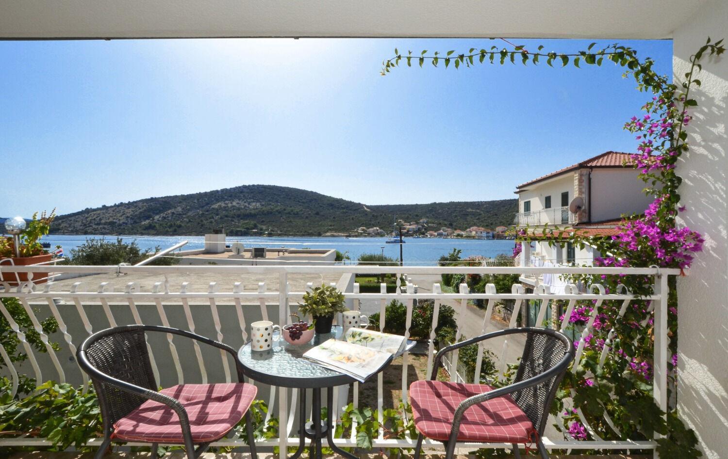 Apartments Paz Vinišće Екстериор снимка